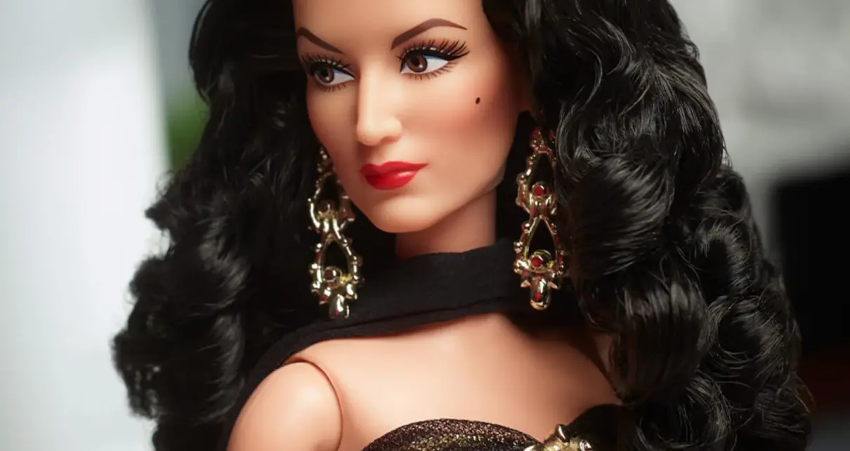 Rostro de Barbie de María Félix.